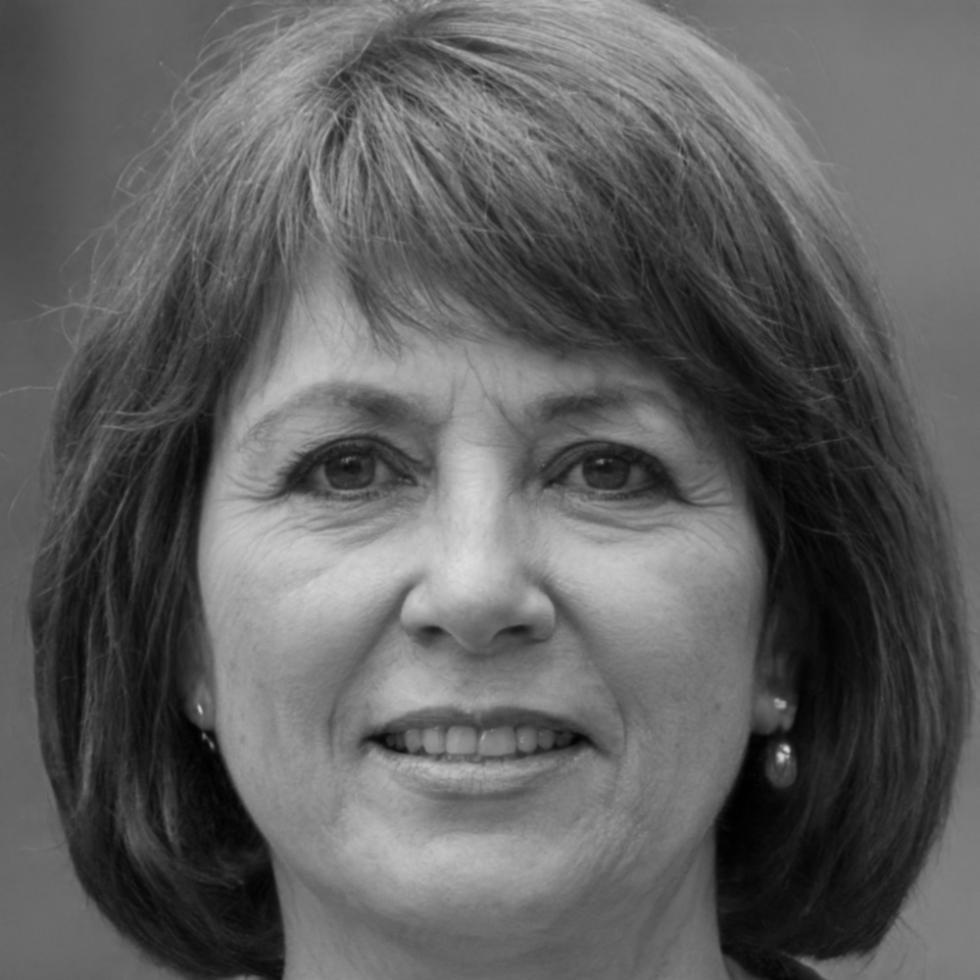 Instructrice experte en analyse fondamentale